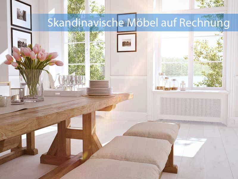 Skandinavische Möbel auf Rechnung in hellem Wohnzimmer